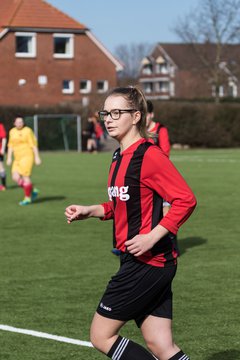 Bild 18 - B-Juniorinnen SG Weststeinburg/Bei - SV Fisia 03 : Ergebnis: 1:2